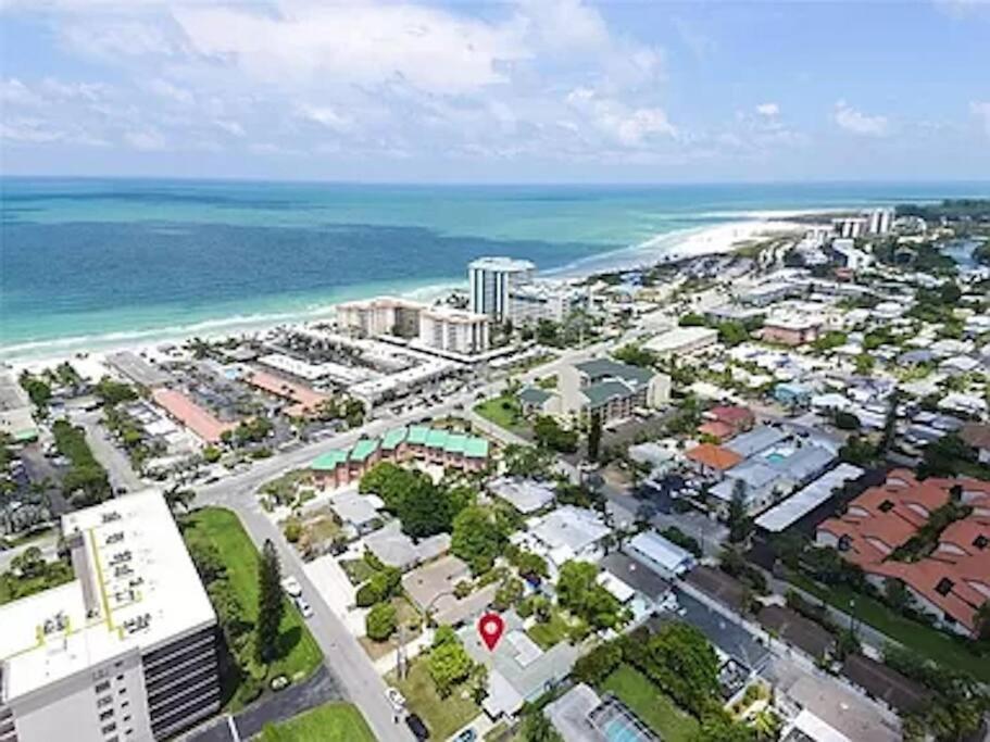 Charming Studio Unit Across From Lido Key Beach Sarasota Esterno foto